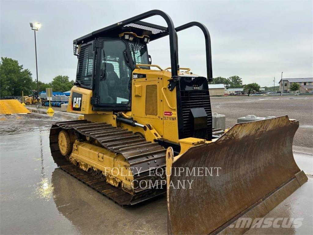 CAT D6K2LGPA Верижни булдозери
