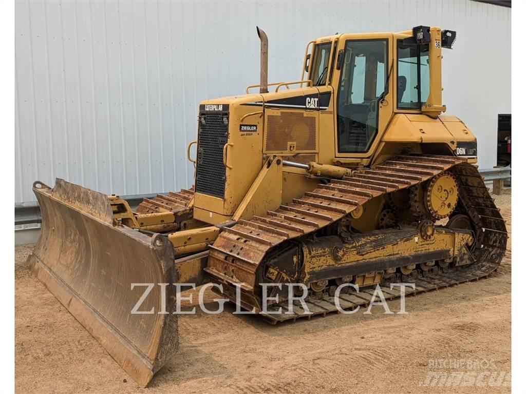 CAT D6N Верижни булдозери
