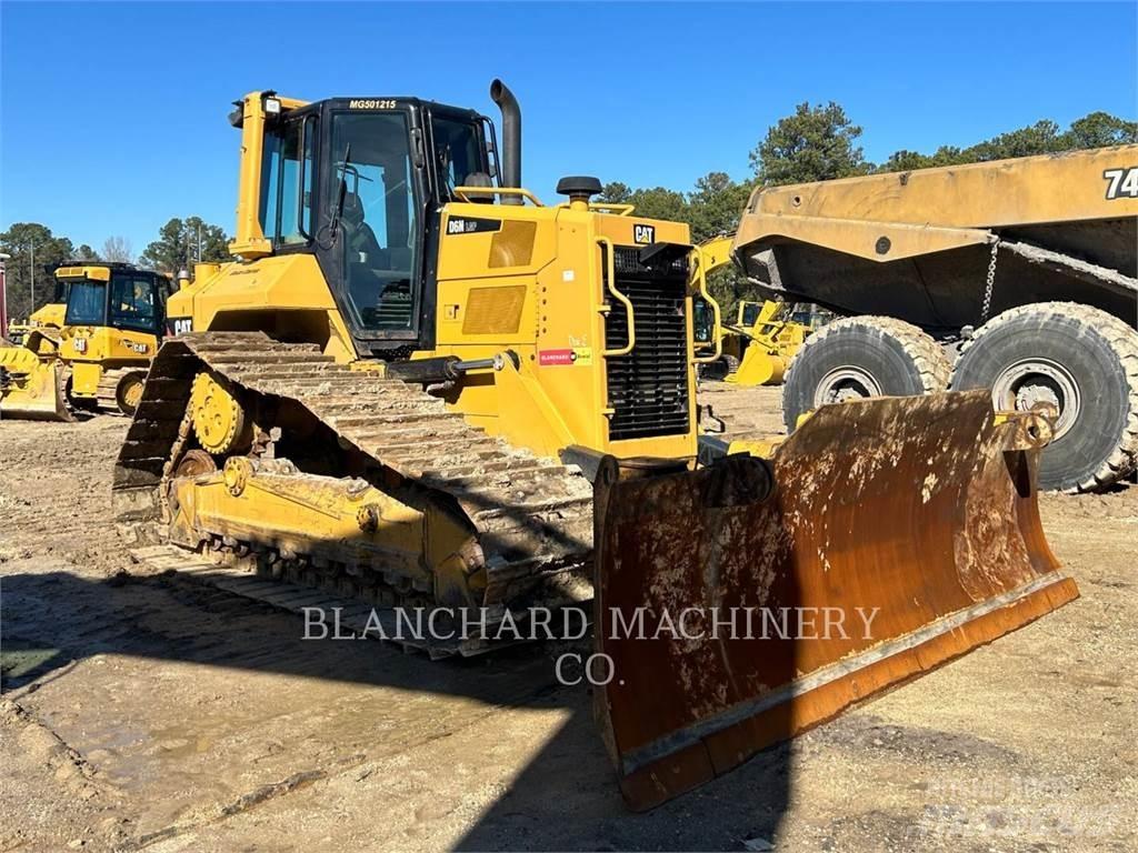 CAT D6N L1AA Верижни булдозери
