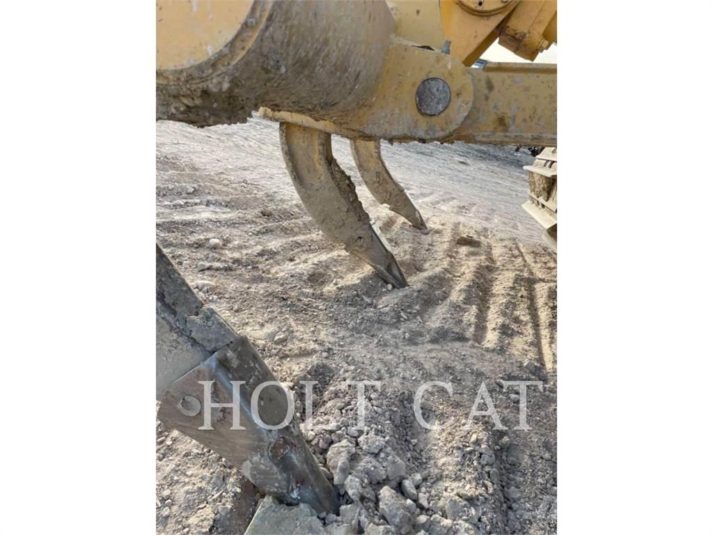 CAT D6N LGP Верижни булдозери
