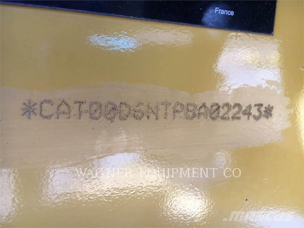 CAT D6N LGP Верижни булдозери
