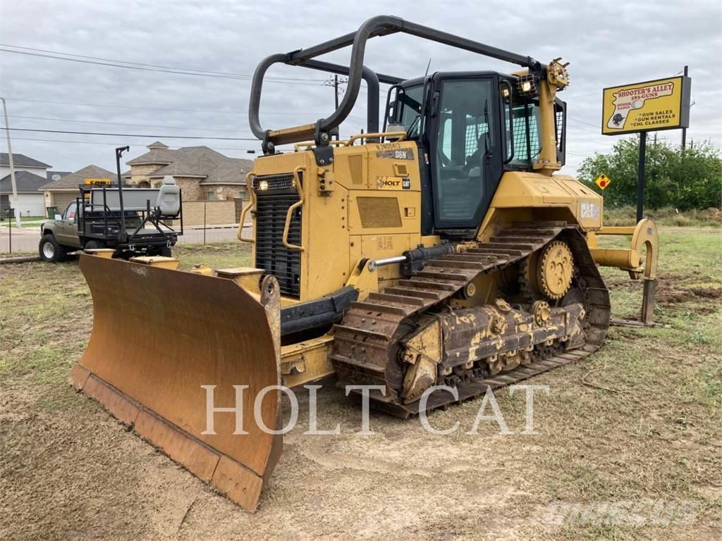 CAT D6N XL Верижни булдозери
