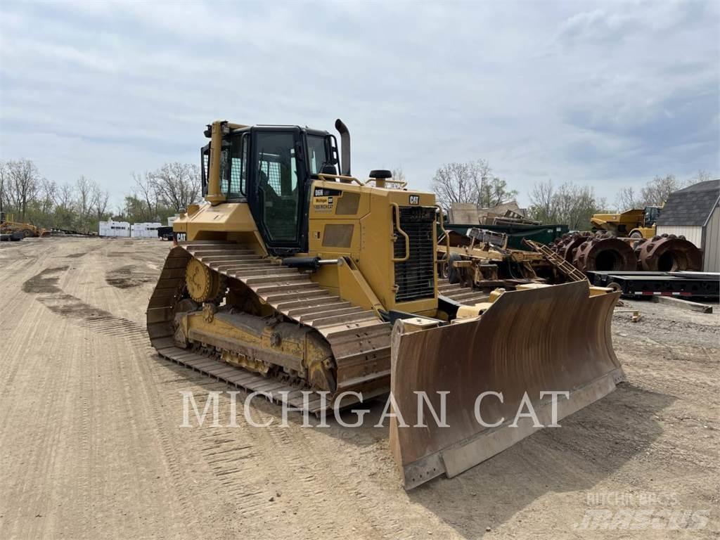 CAT D6NLGP Верижни булдозери
