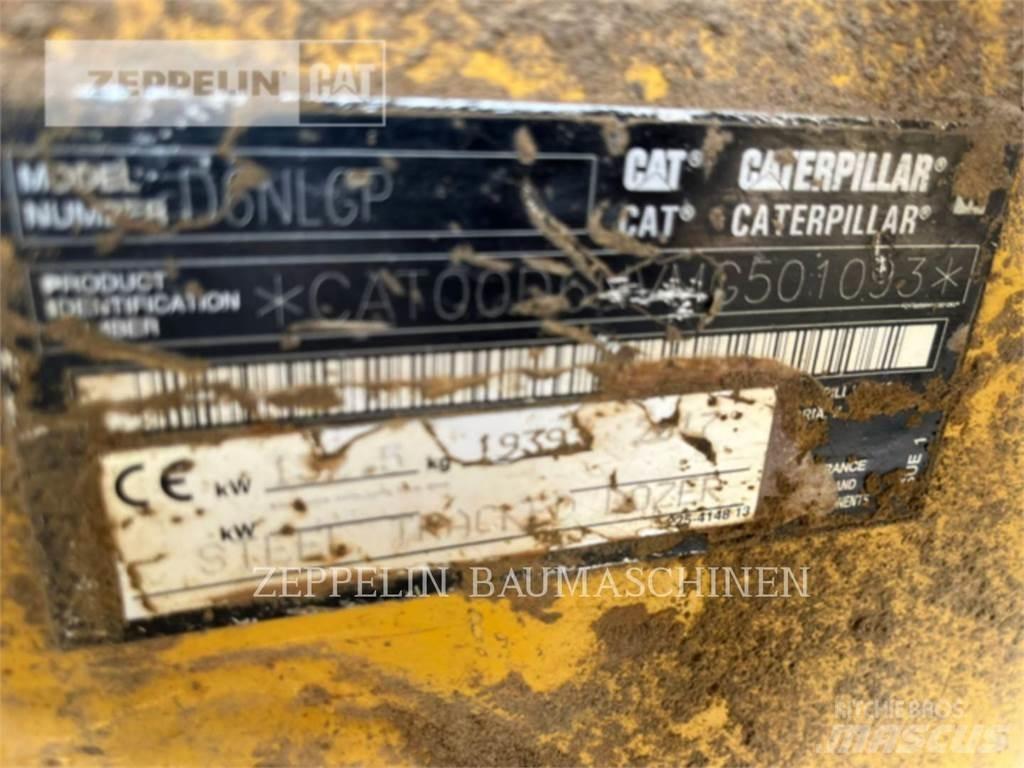 CAT D6NMP Верижни булдозери
