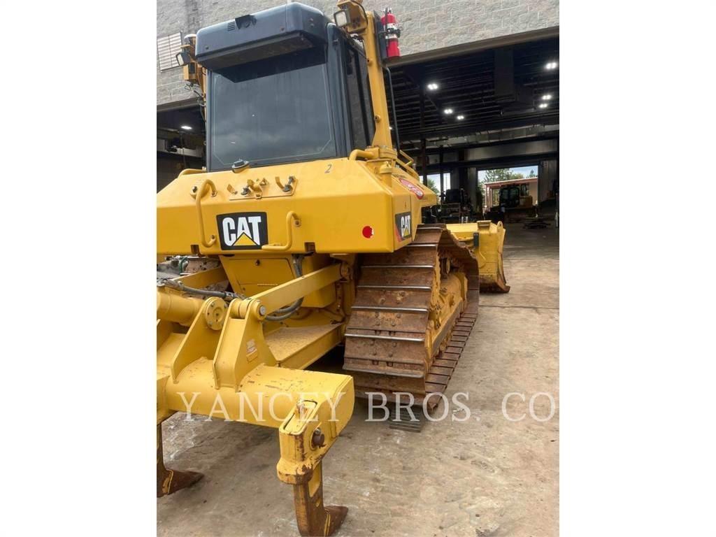 CAT D6NXL Верижни булдозери
