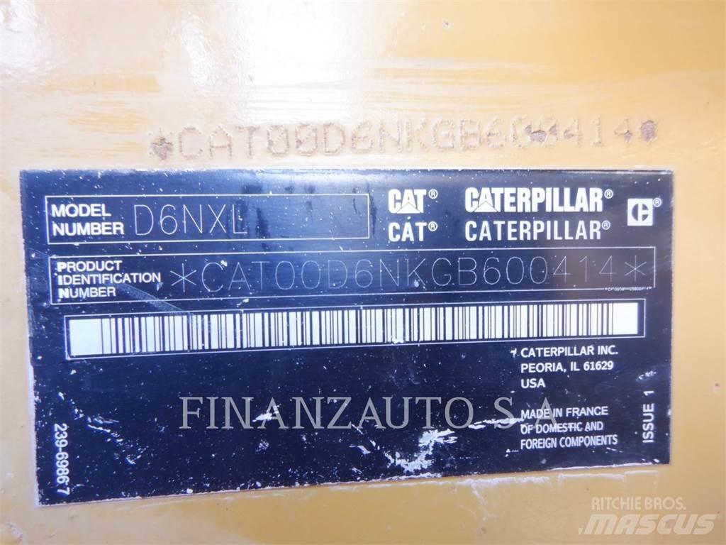 CAT D6NXL Верижни булдозери
