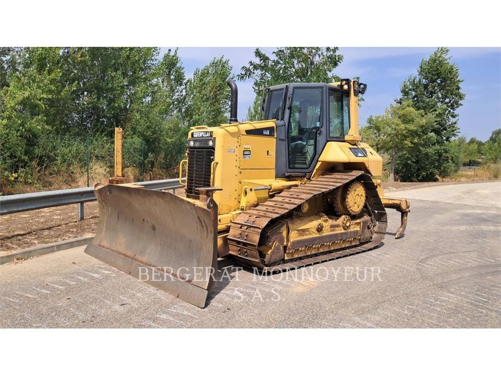CAT D6NXL Верижни булдозери
