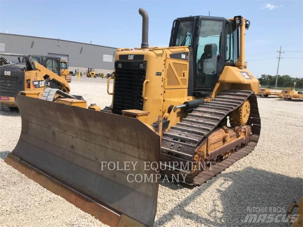 CAT D6NXLVPI Верижни булдозери
