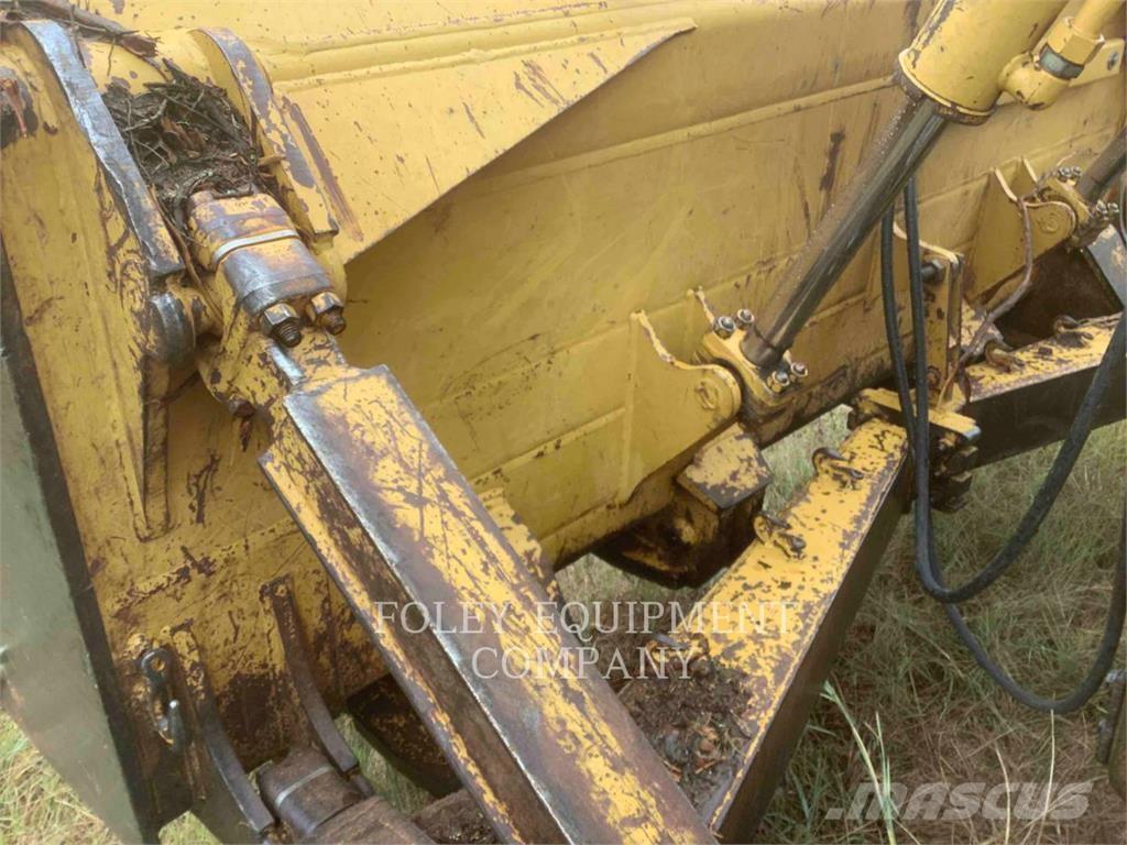 CAT D6RXL Верижни булдозери
