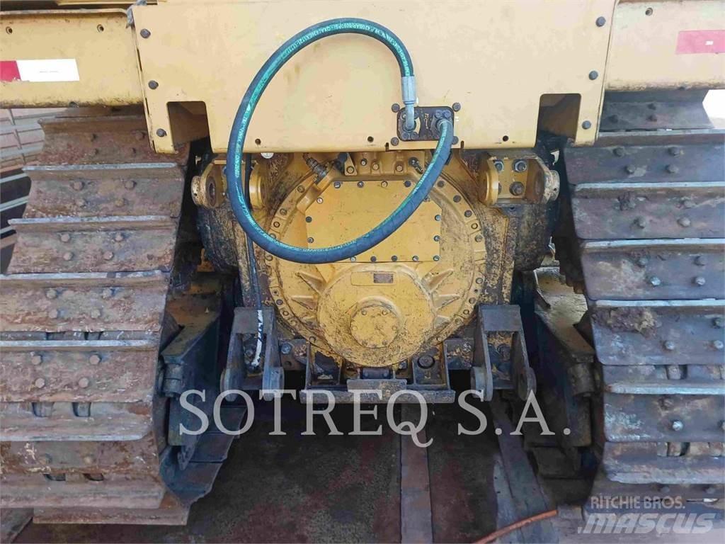CAT D6T Верижни булдозери
