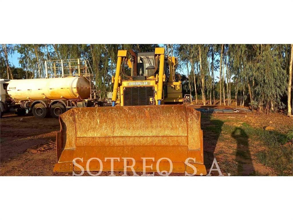 CAT D6T Верижни булдозери
