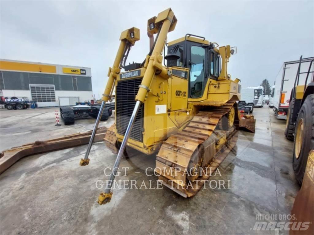 CAT D6T Верижни булдозери
