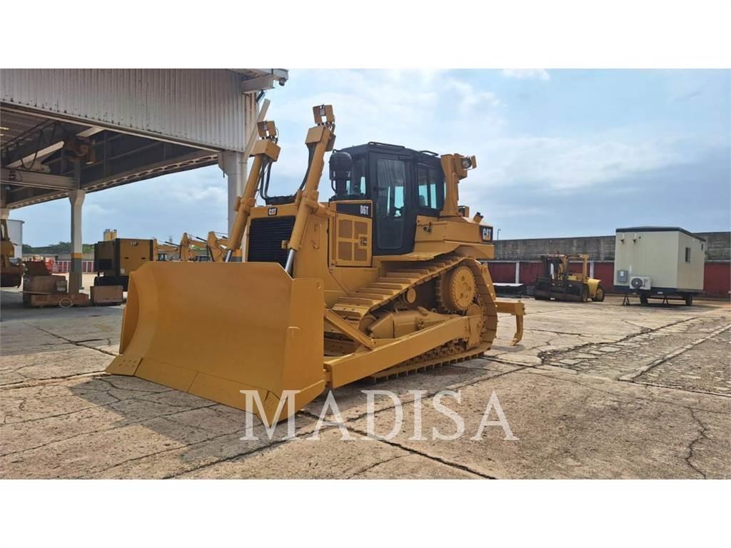 CAT D6T Верижни булдозери
