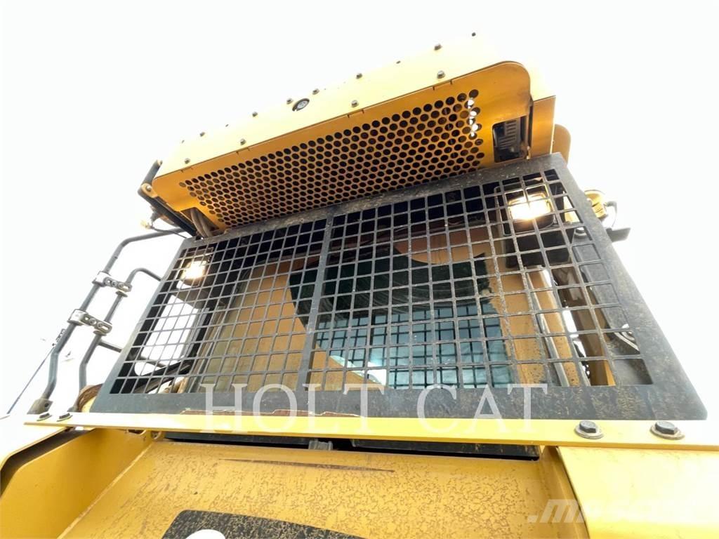 CAT D6T Верижни булдозери
