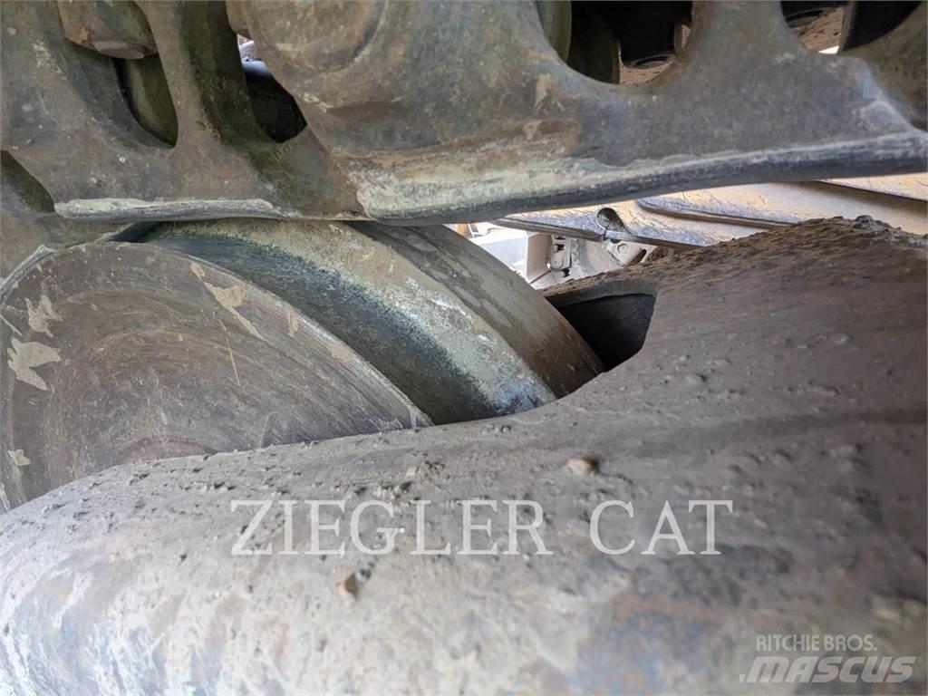 CAT D6T Верижни булдозери
