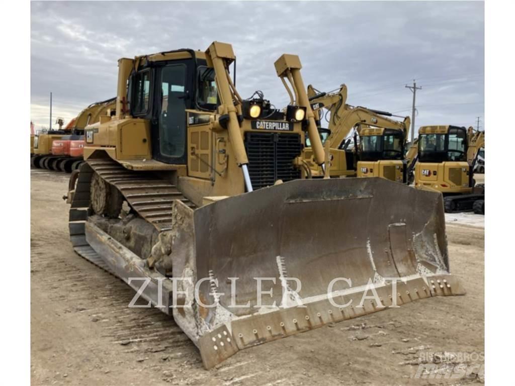 CAT D6T Верижни булдозери
