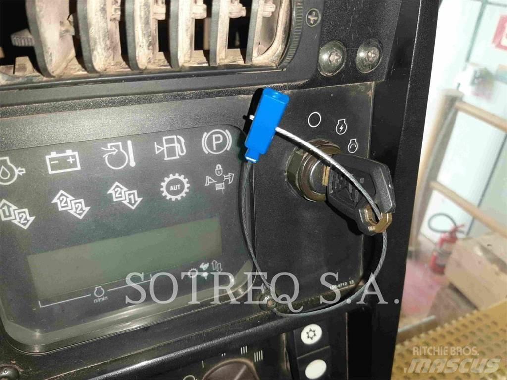 CAT D6T Верижни булдозери

