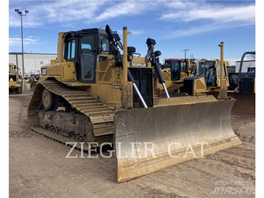 CAT D6T Верижни булдозери
