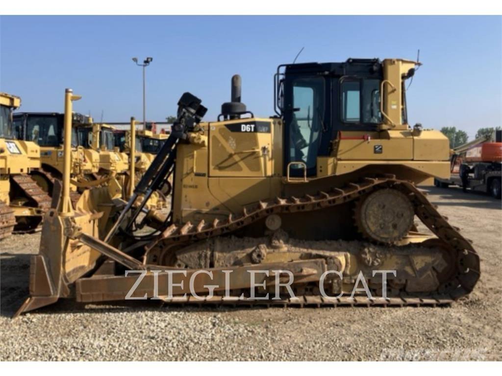 CAT D6T Верижни булдозери
