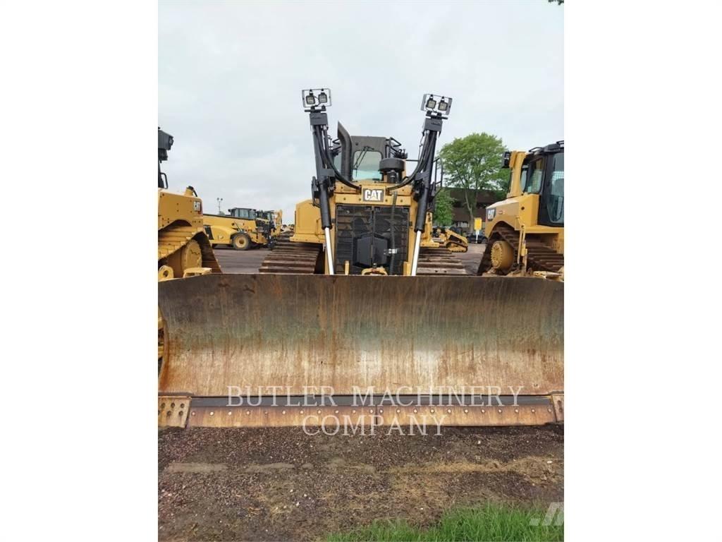 CAT D6T Верижни булдозери
