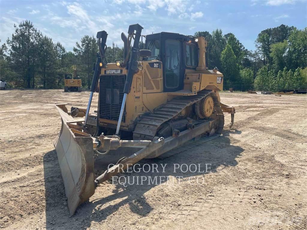 CAT D6T Верижни булдозери
