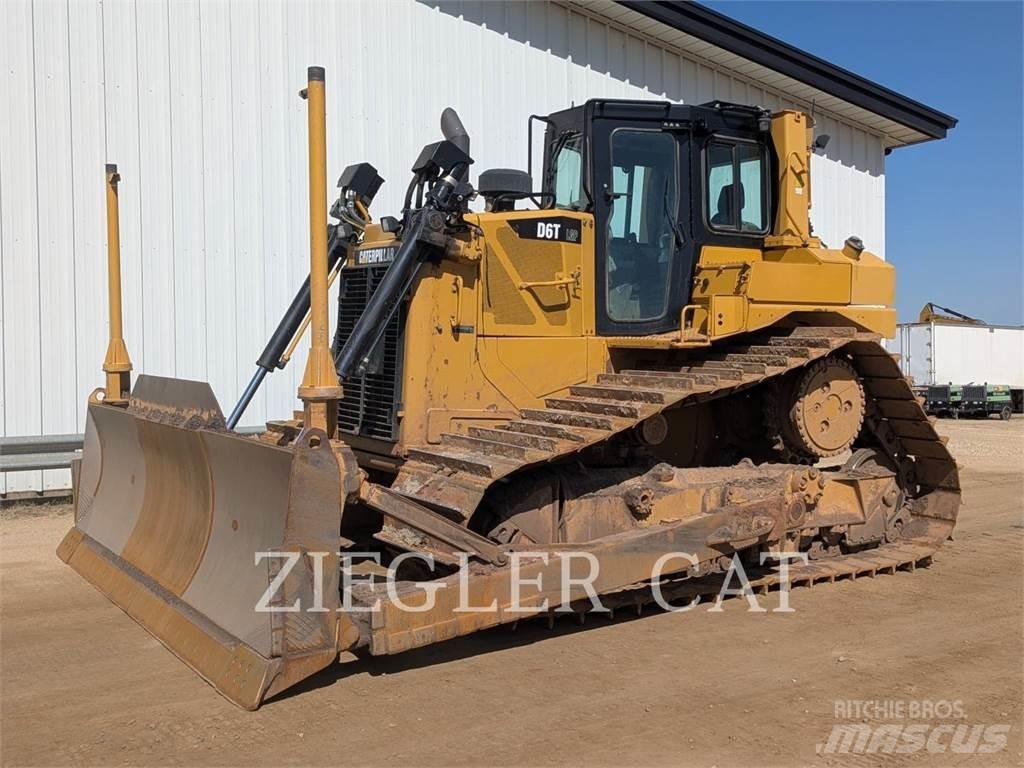 CAT D6T Верижни булдозери
