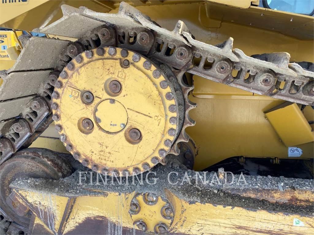 CAT D6T Верижни булдозери
