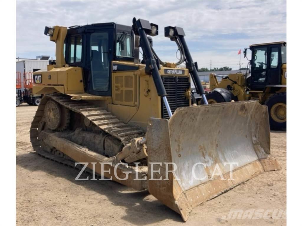 CAT D6T Верижни булдозери
