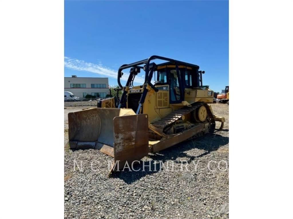 CAT D6T Верижни булдозери
