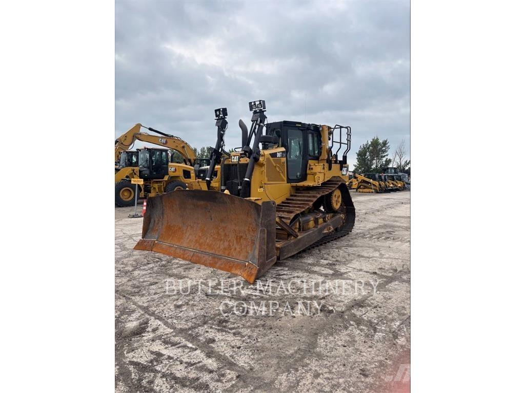 CAT D6T Верижни булдозери
