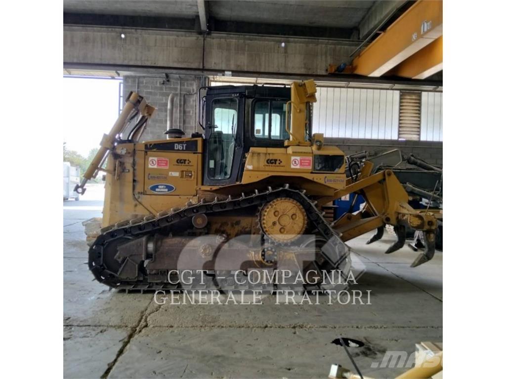 CAT D6T Верижни булдозери
