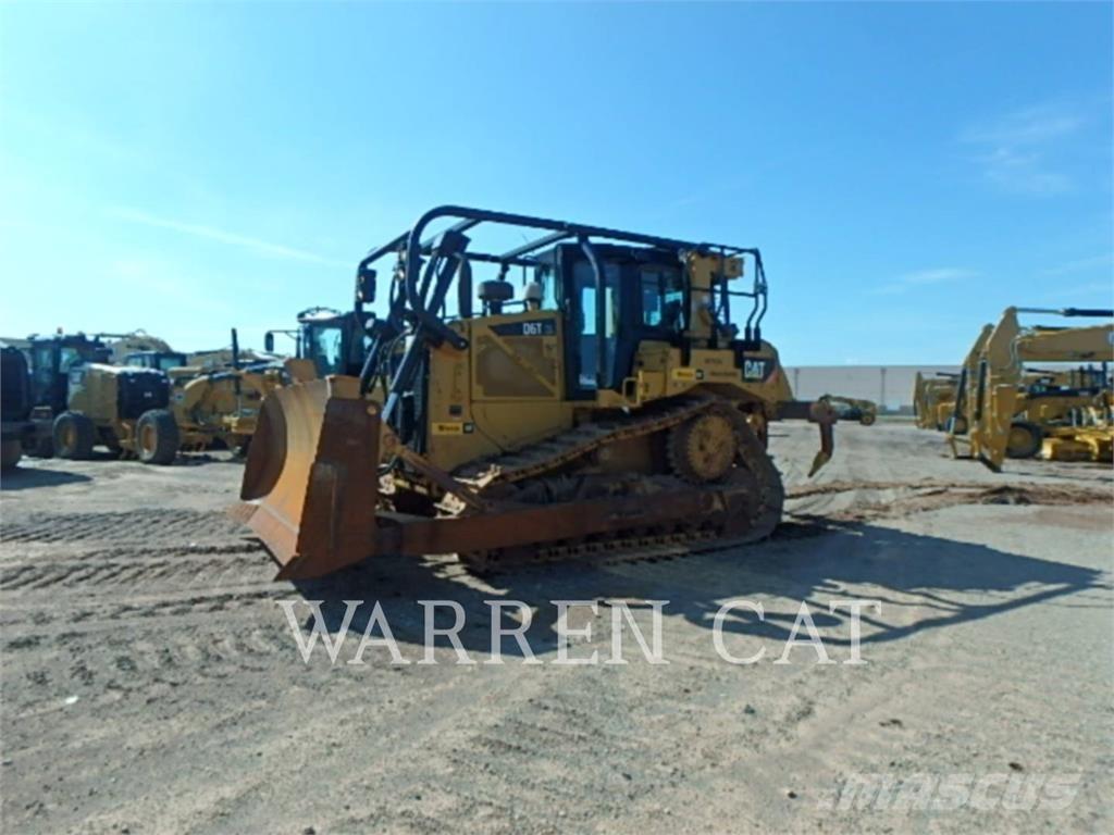 CAT D6T 4XLARO Верижни булдозери
