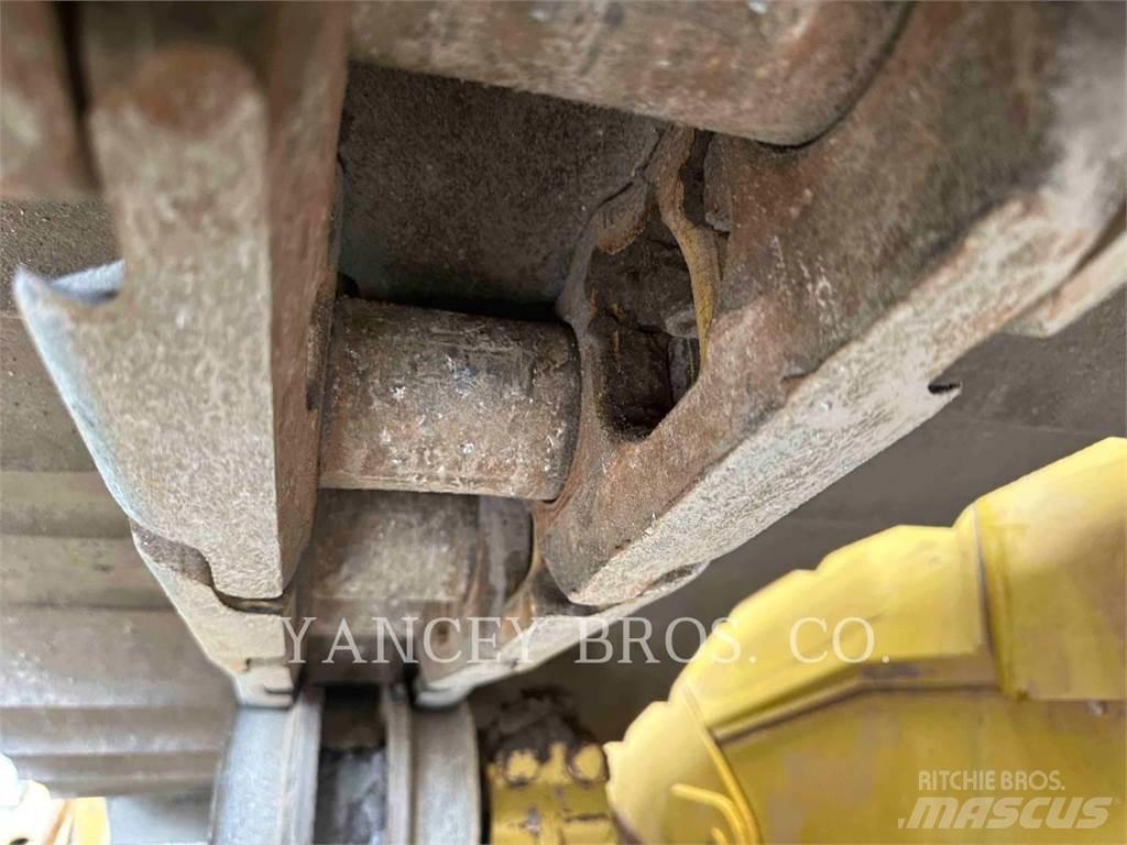 CAT D6T LGP ST Верижни булдозери
