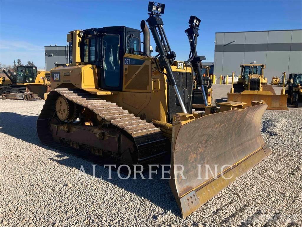 CAT D6T LGPPAT Верижни булдозери

