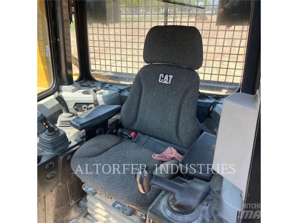 CAT D6T LGPPAT Верижни булдозери
