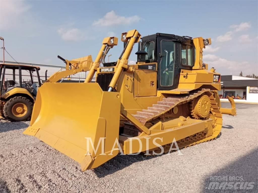CAT D6T XL Верижни булдозери

