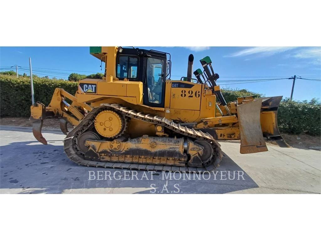 CAT D6T3B XW Верижни булдозери
