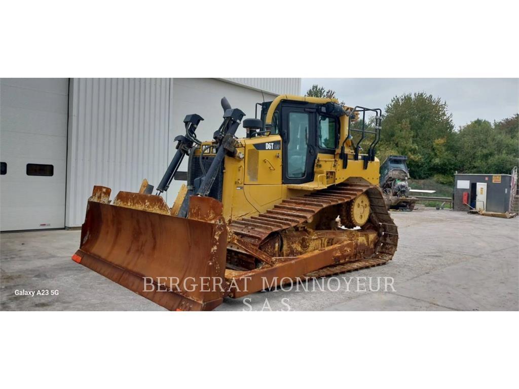 CAT D6T4F LGP Верижни булдозери
