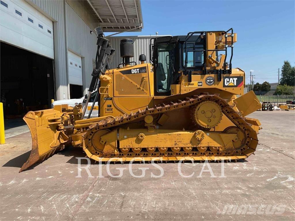 CAT D6TVP Верижни булдозери
