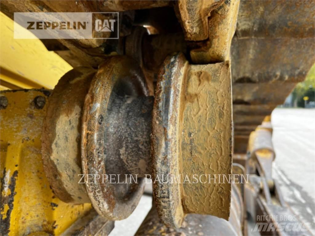 CAT D6TXL Верижни булдозери
