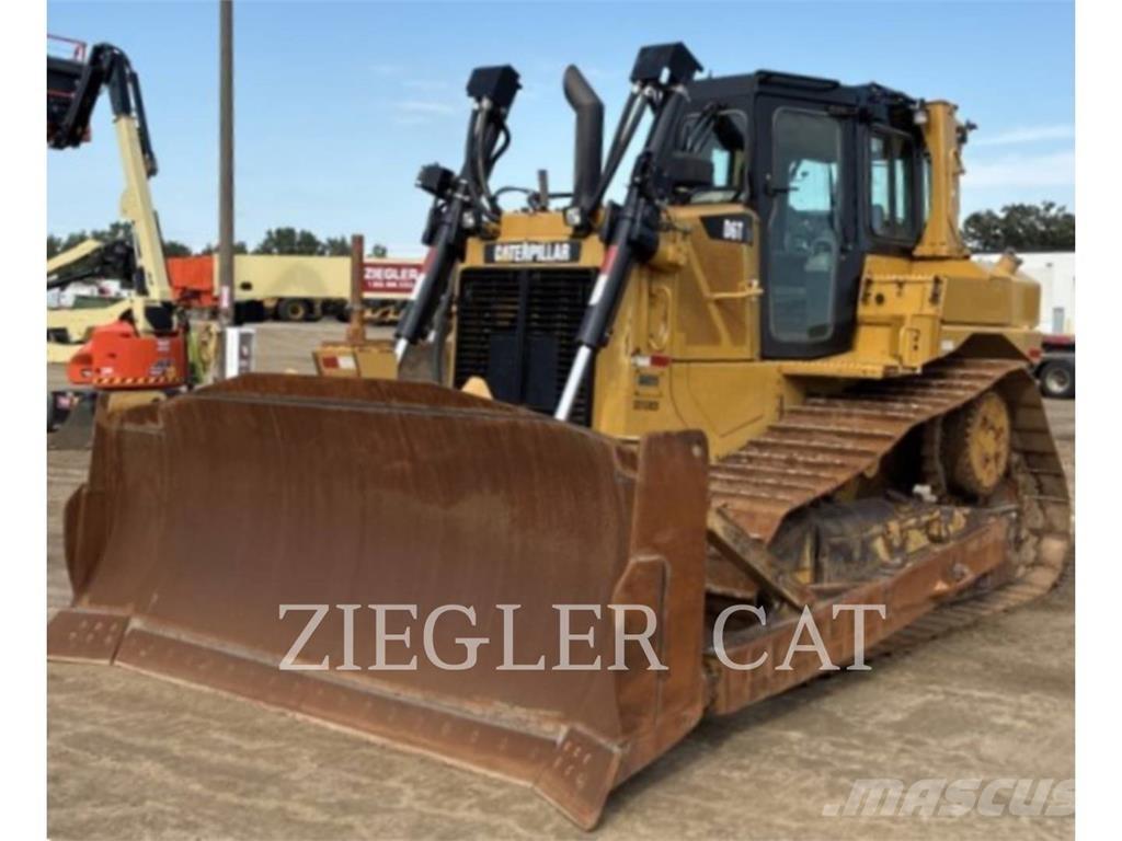 CAT D6TXW Верижни булдозери
