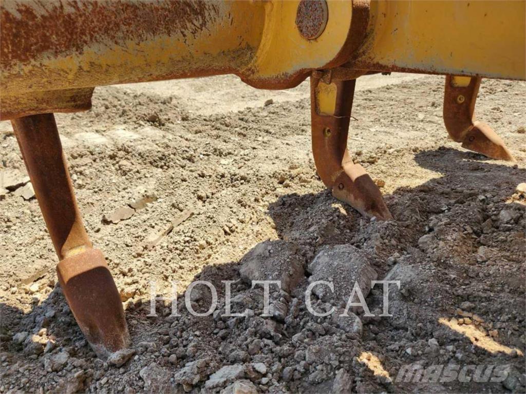 CAT D6XELGPVP3 Верижни булдозери
