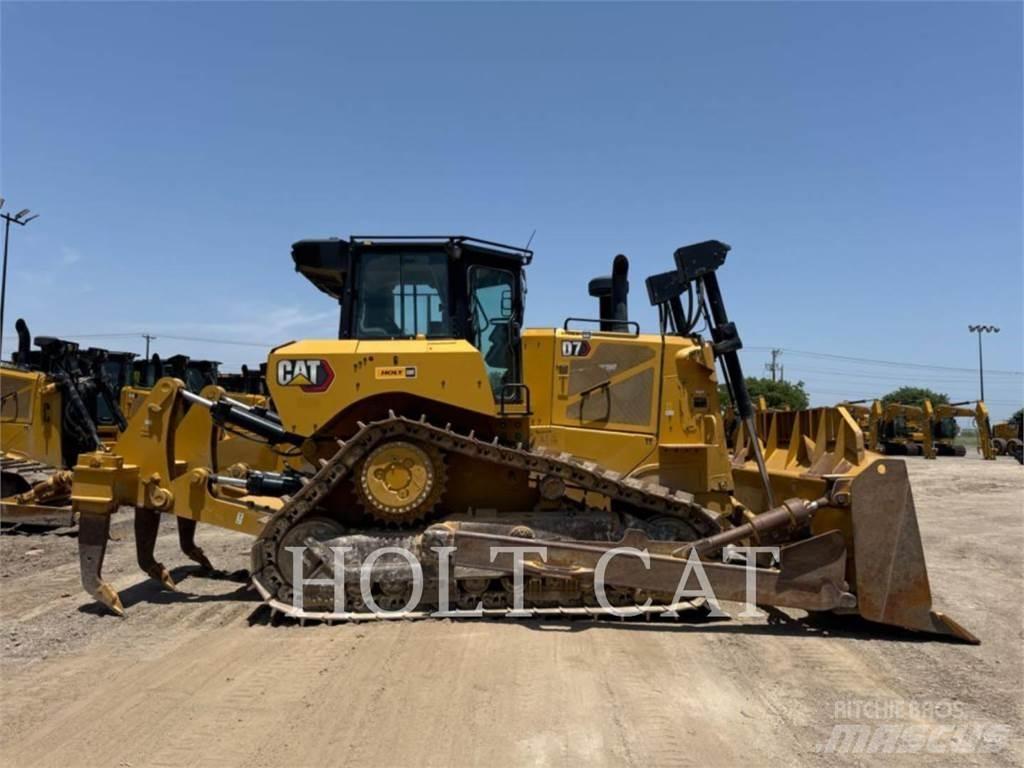 CAT D7 Верижни булдозери
