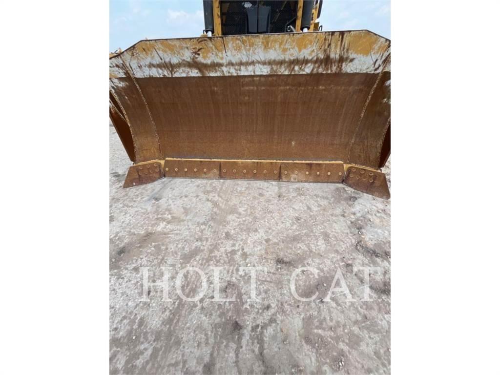 CAT D7 Верижни булдозери
