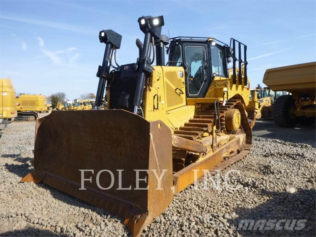 CAT D7-17 Верижни булдозери
