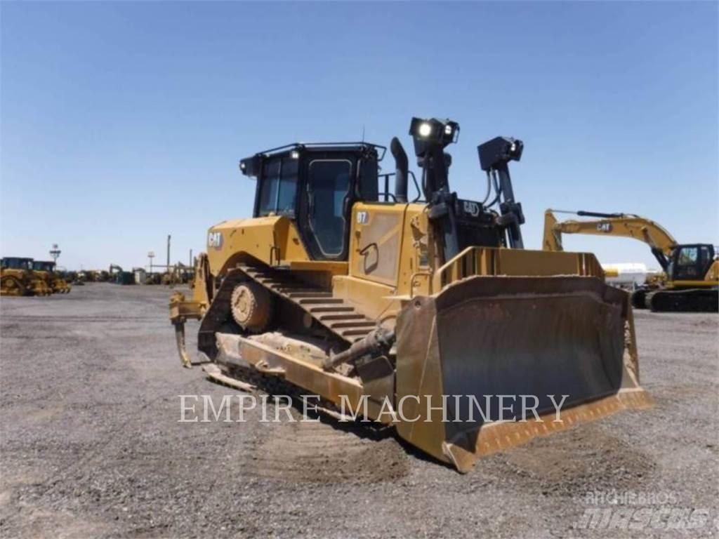 CAT D7-17 Верижни булдозери
