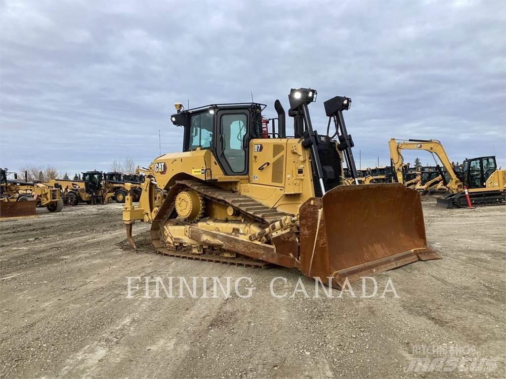 CAT D7-17 Верижни булдозери
