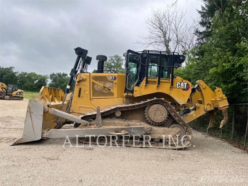 CAT D7-17 Верижни булдозери
