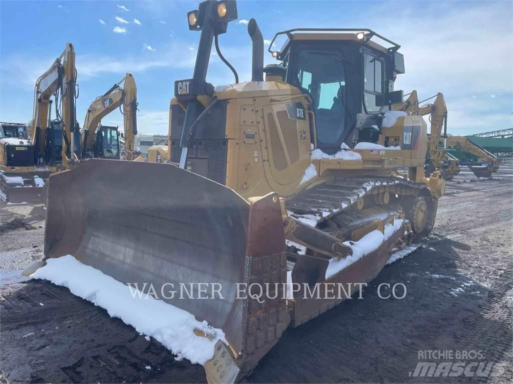 CAT D7E Верижни булдозери
