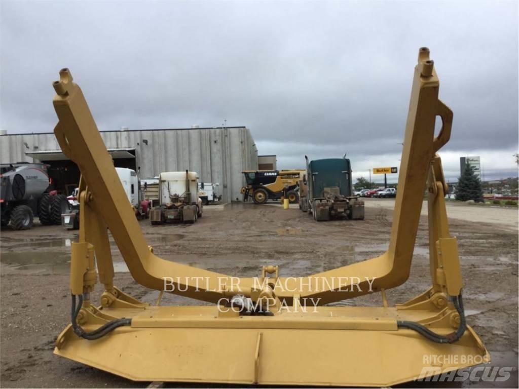 CAT D7E A BLADE Остриета